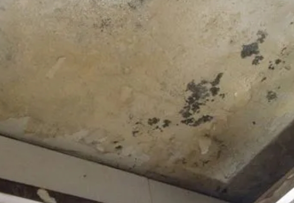 魏都阳台漏水维修公司分享下魏都卫生间渗水维修需要注意哪些问题。